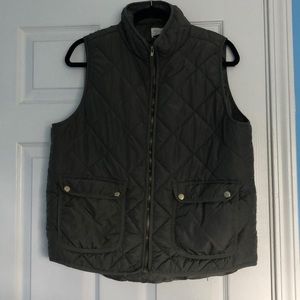 Olive grew puffy vest
